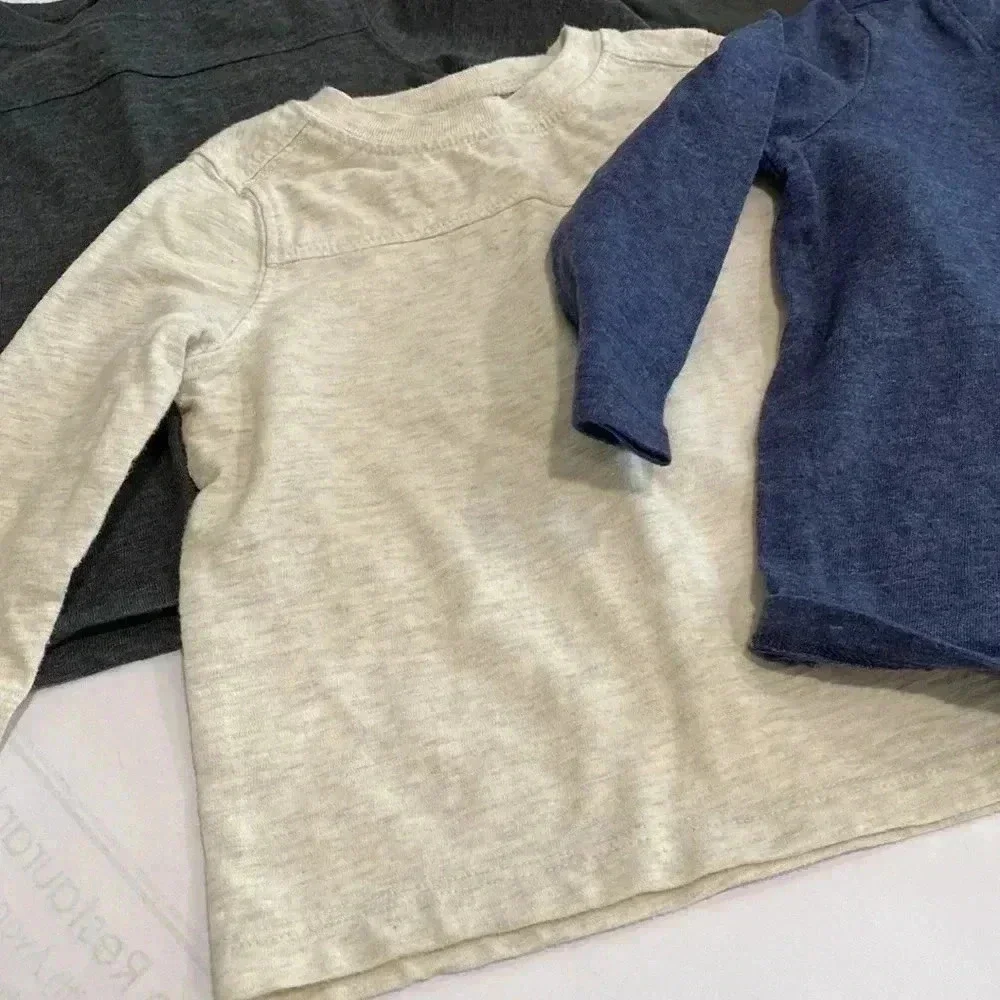 Old Navy long sleeve shirts